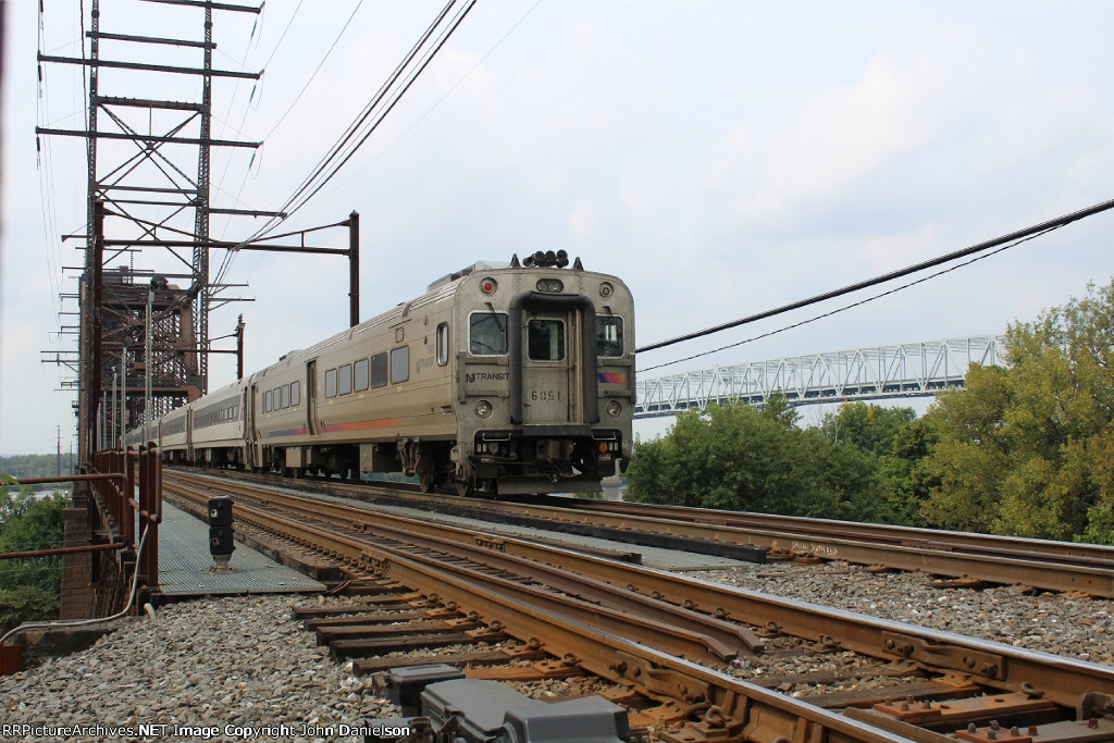 NJT 6051